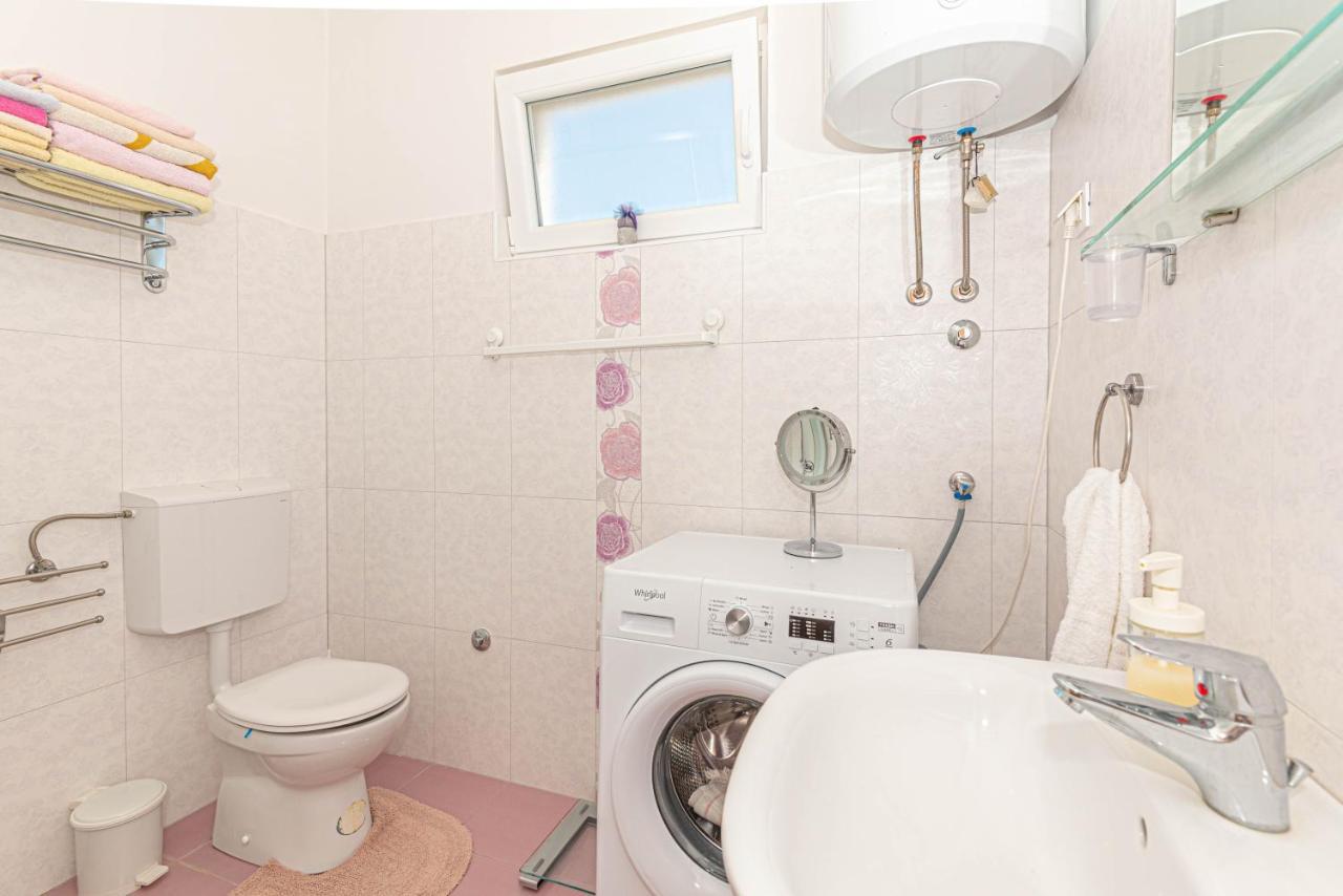 Apartment Milka Zaton  Exteriör bild
