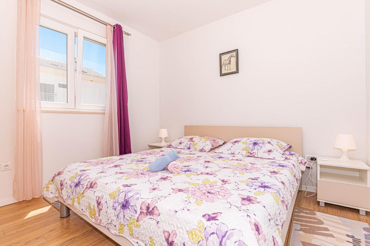 Apartment Milka Zaton  Exteriör bild